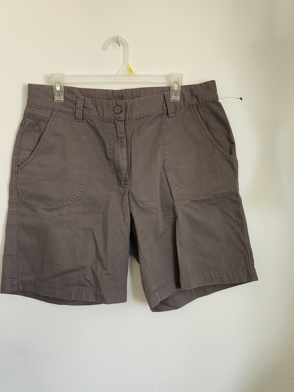 Women’s Casual Bermuda Shorts - Gray